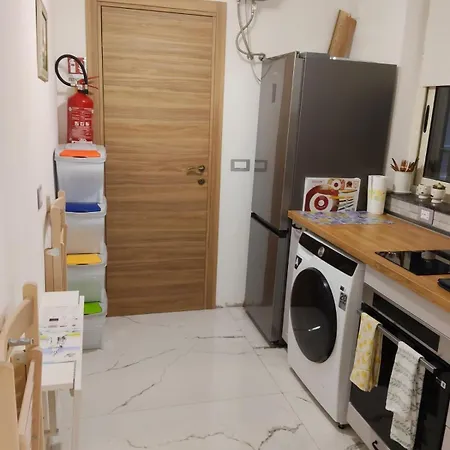 Irina's House Κατάνια